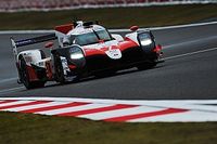 López terminó conforme a pesar de un día "difícil" en la lluvia de Shanghai