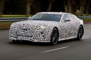 El nuevo Jaguar, con tres motores, tiene m&aacute;s de 1.000 CV