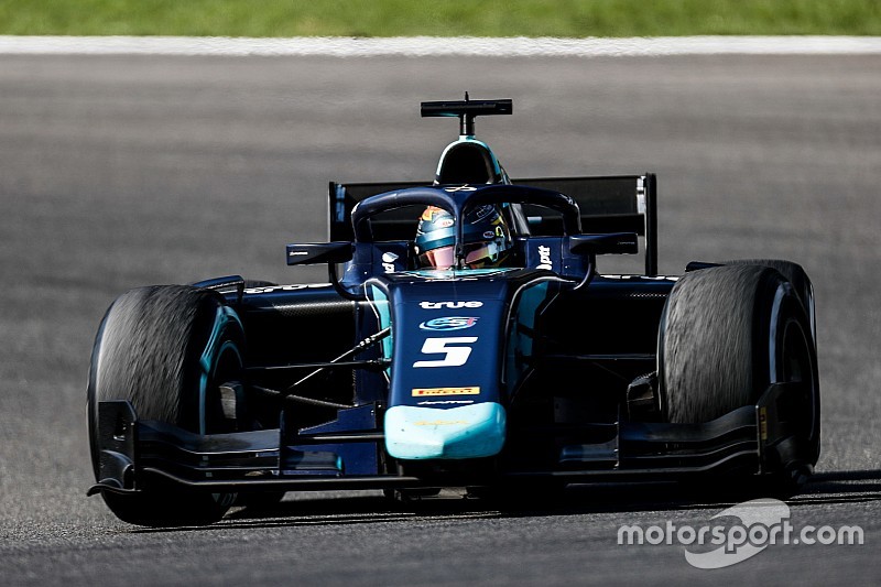 F2 Sochi: Albon wint overtuigend, De Vries derde na spektakelstuk