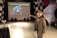 Lucchinelli: "Si Rossi se hubiese retirado antes, habr&iacute;a sido mucho mejor"