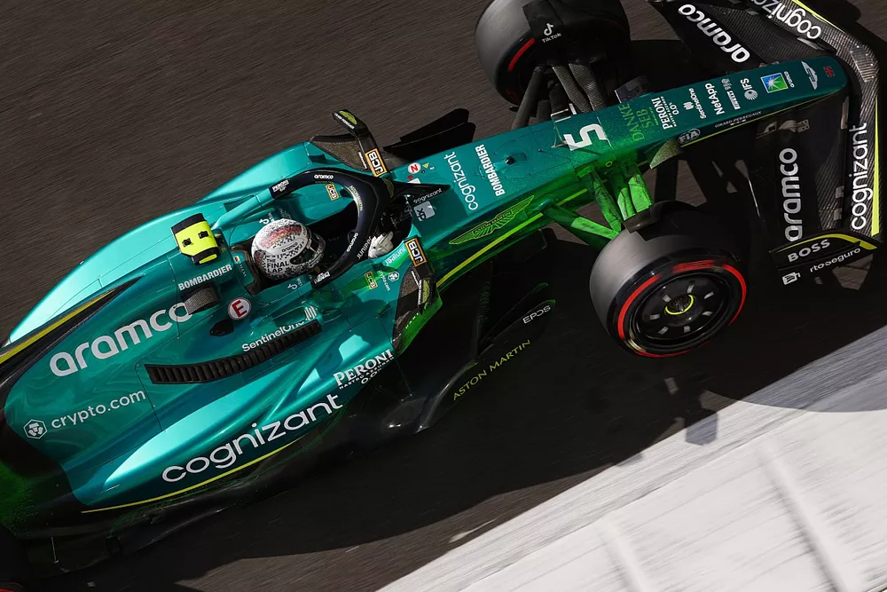 Sebastian Vettel, Aston Martin AMR22