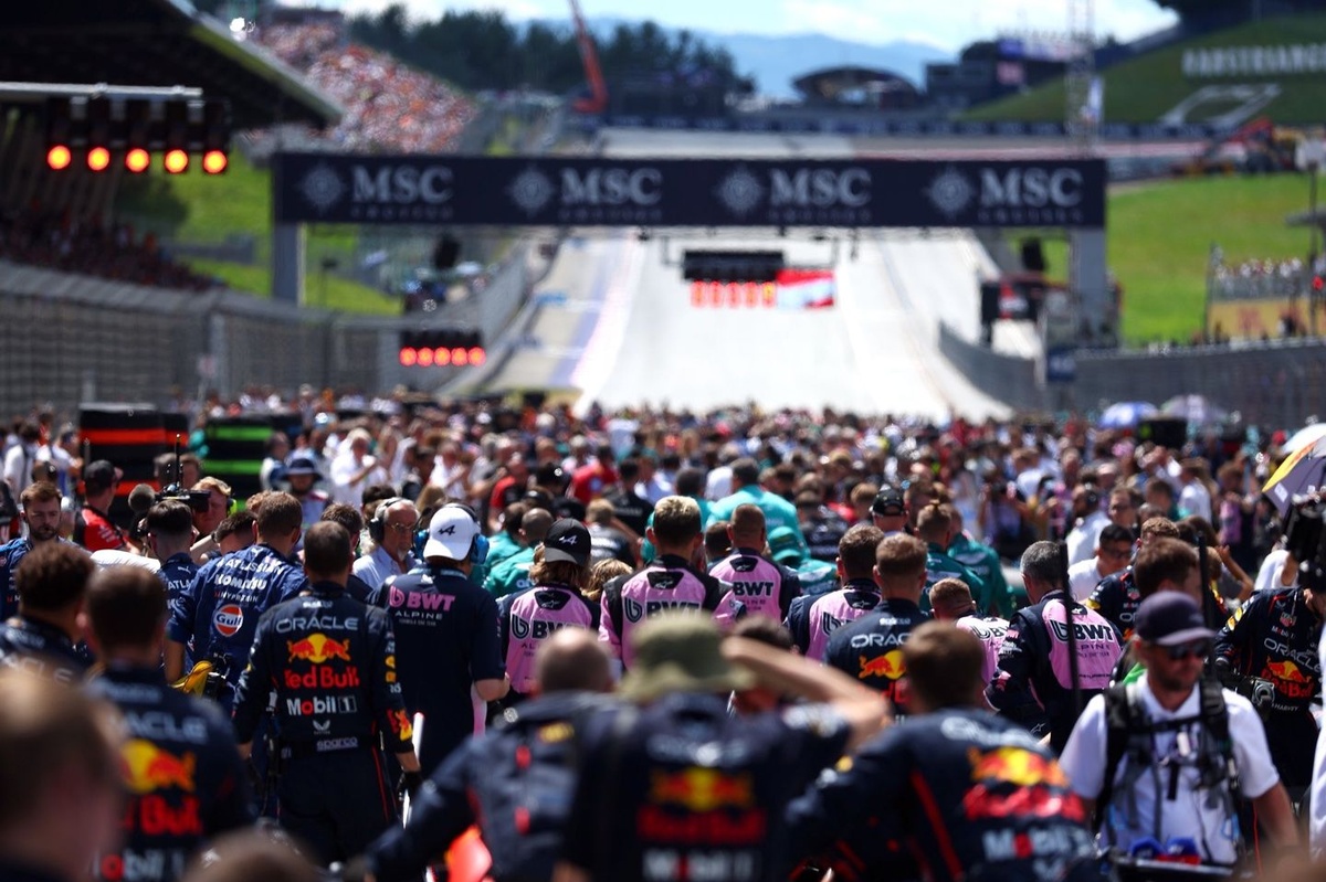 JA on F1 podcast: The chase for power and money in F1 - two perspectives