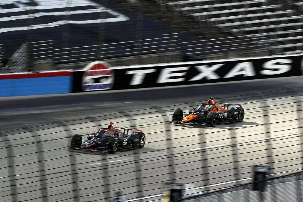 Will Power, Team Penske Chevrolet, Patricio O'Ward, Arrow McLaren SP Chevrolet