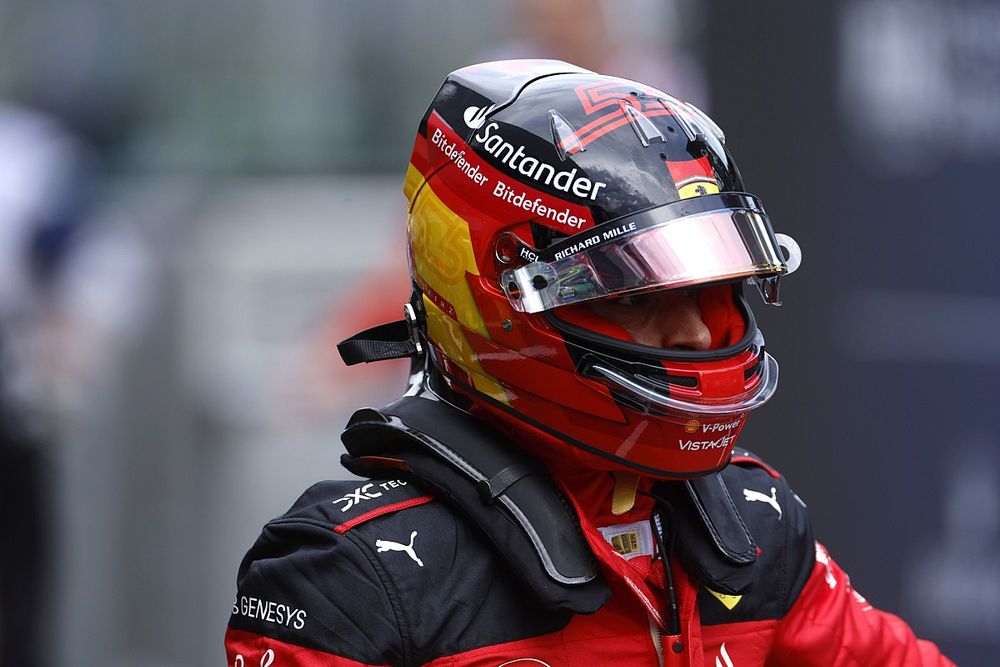 Carlos Sainz, Scuderia Ferrari, en Parc Ferme tras la clasificaci&oacute;n