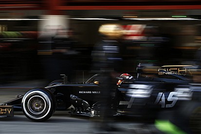 Így tiszteleg az elhunyt Whiting előtt a Haas F1 Team