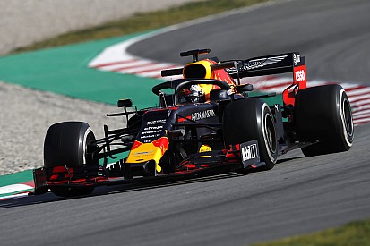 Verstappen terug in de RB15 voor derde testdag Barcelona