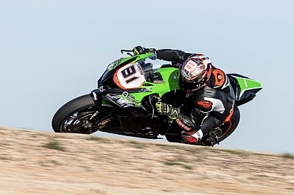 Torres "assaggia" la Kawasaki di Pedercini ad Almeria: "La moto ha un grande potenziale"