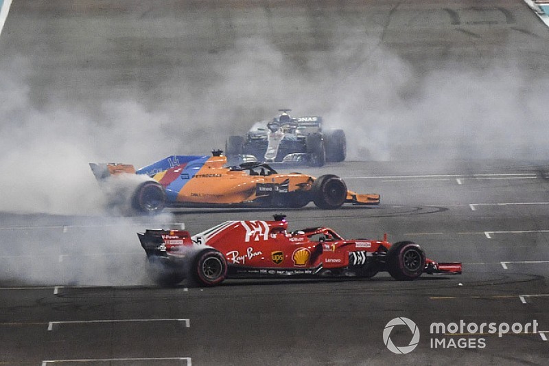 Photos - Alonso, Hamilton et Vettel animent l'après-course