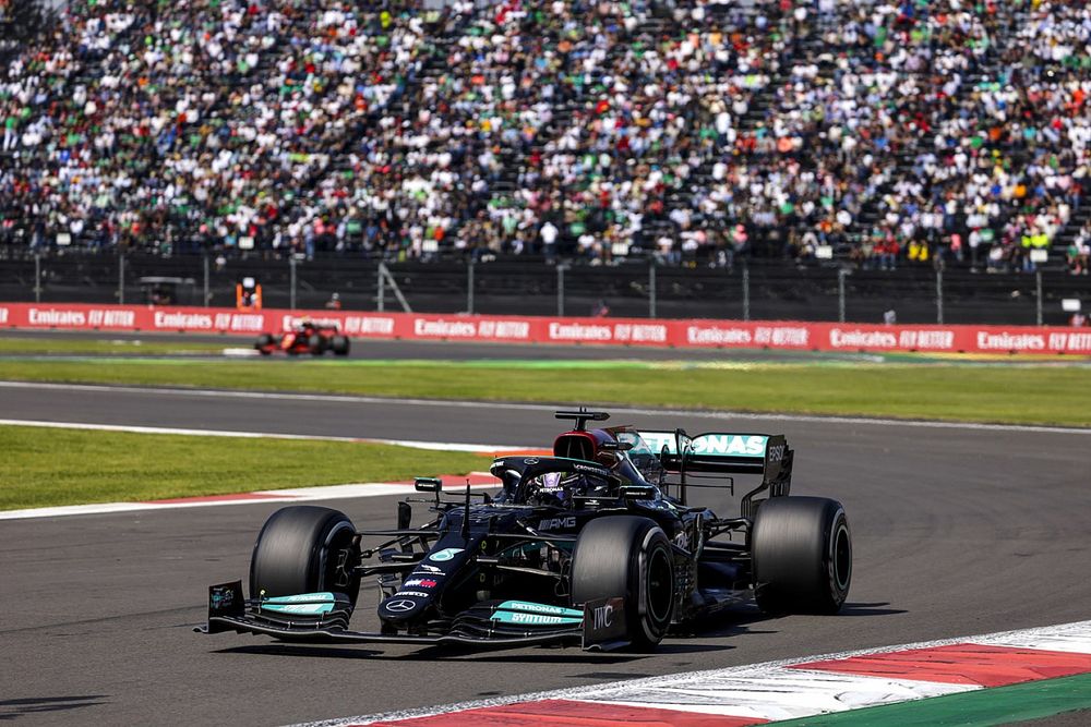 Lewis Hamilton, Mercedes W12