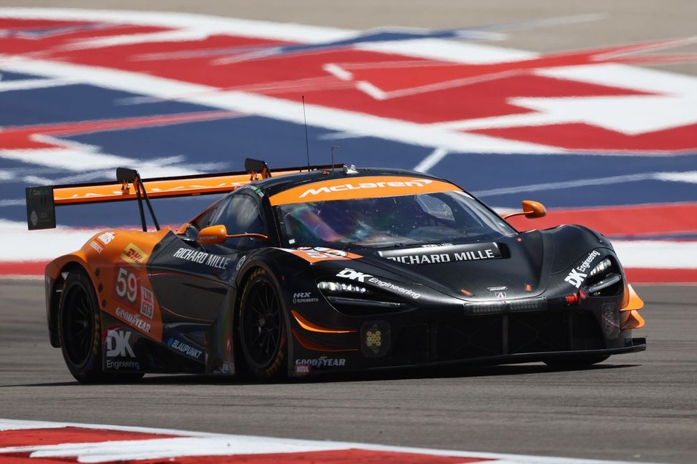 #59 United Autosports McLaren 720S LMGT3 Evo: James Cottingham, Nicolas Costa, Gregoire Saucy