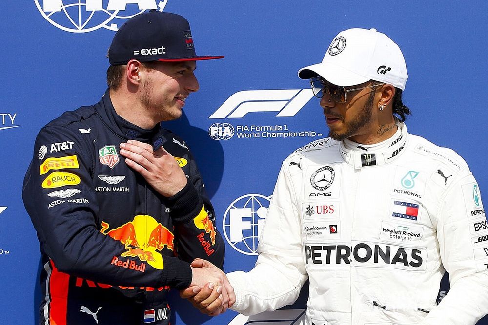 Pole Sitter Lewis Hamilton, Mercedes AMG F1, second place Max Verstappen, Red Bull Racing, p