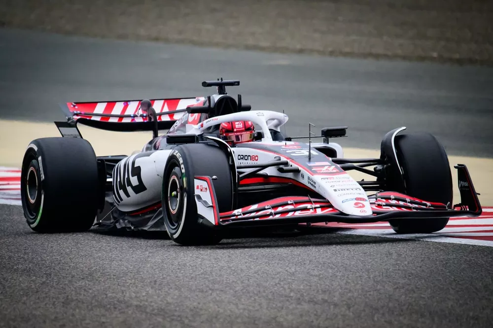 Esteban Ocon, Haas F1 Team VF-25