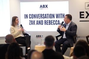 Zak Brown pide una reorganizaci&oacute;n del sistema de comisarios de la F1