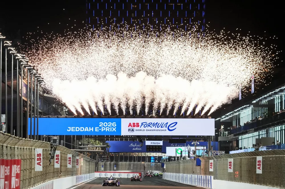 Pascal Wehrlein, Porsche Formula E Team, crosses the line