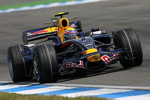 Red Bull показала новую машину Ф1. А вот какие у нее были прежде