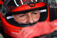 Reabilitação de Schumacher inclui 'passeio' em Mercedes com sons de F1 para estimular cérebro, diz jornal