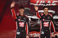 Bearman ante su primer campa&ntilde;a en F1: "Todav&iacute;a me veo como un novato"