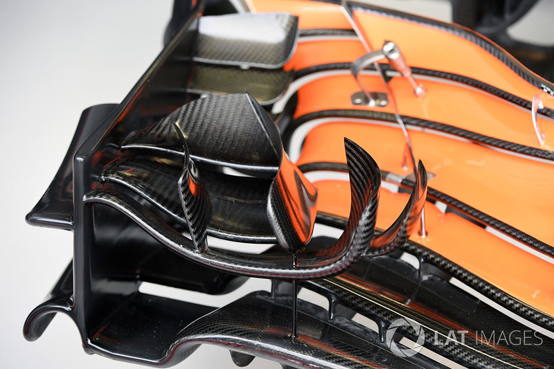 McLaren MCL32 detail van de voorvleugel