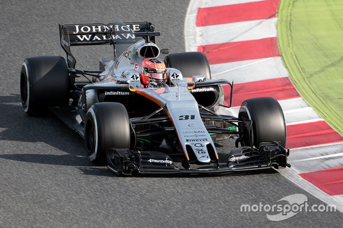 15: Esteban Ocon, Force India F1 VJM10: 1min22s509, supermacios. Dia 2 (86 voltas)