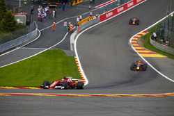 Кімі Райкконен, Ferrari SF70H, Макс Ферстаппен, Даніель Ріккардо, Red Bull Racing RB13
