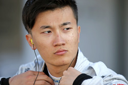 Tadasuke Makino, Hitech Grand Prix, Dallara F317 - Mercedes-Benz