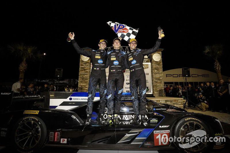 Les vainqueurs Ricky Taylor, Jordan Taylor, Alex Lynn, Wayne Taylor Racing