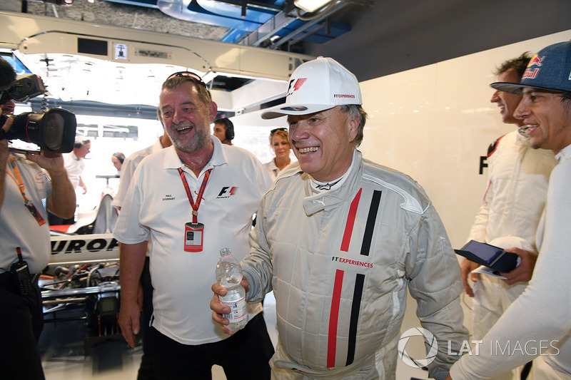 Paul Stoddart, F1 Experiences 2-Seater passenger Gene Haas F1 Team, Founder and Chairman, Haas F1 Team Team