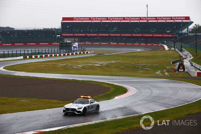 The Safety Car on track