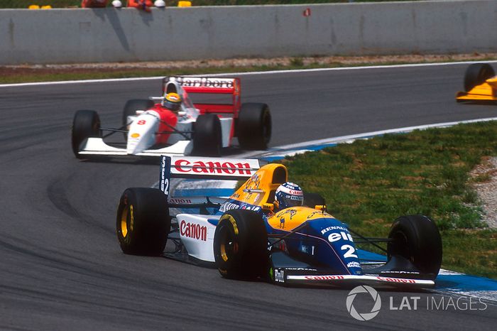 Prost, con su Williams, fue abriendo hueco ante un Senna que se acercaba a Hill