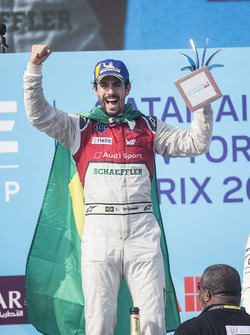 Lucas di Grassi, Audi Sport ABT Schaeffler, festeggia sul podio