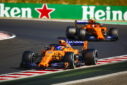 Fernando Alonso, McLaren MCL33, leads Stoffel Vandoorne, McLaren MCL33