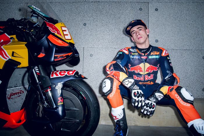 Pedro Acosta, Tim Balap Pabrik Red Bull KTM