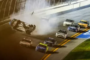 Last Lap.  Ryan Newman, Roush Fenway Racing, Ford Mustang Koch Industries, crash, Ryan Blaney, Team Penske, Ford Mustang Menards / Peak, Denny Hamlin, Joe Gibbs Racing, Toyota Camry FedEx Express