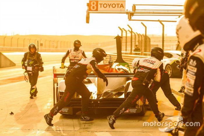 #8 Toyota Gazoo Racing Toyota TS050 - Hybrid: Sébastien Buemi, Kazuki Nakajima, Brendon Hartley  