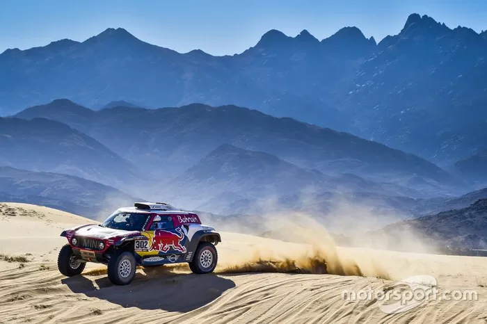 #302 JCW X-Raid Team: Stephane Peterhansel, Paulo Fiuza