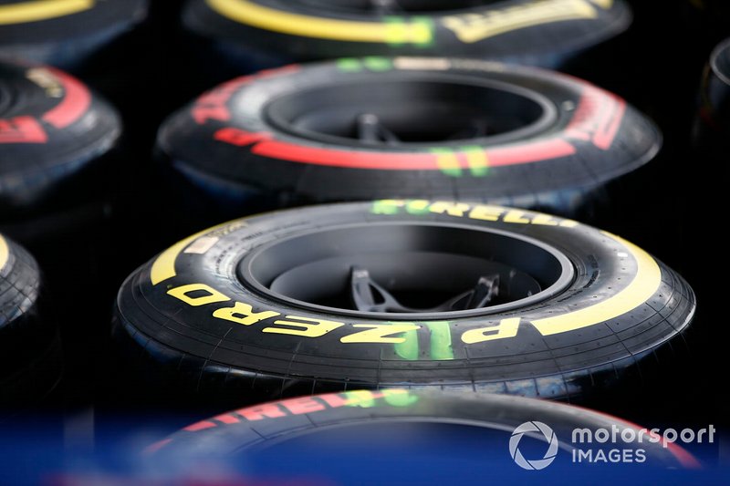 Pneumatici Pirelli nel paddock