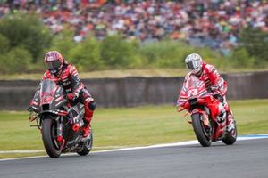 Maverick Viñales, Aprilia Racing Team