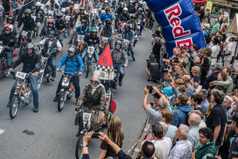 Participants à l'Alpenbrevet