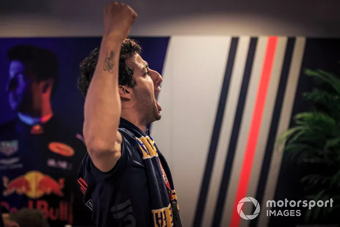 Daniel Ricciardo, Red Bull Racing apoya a los West Coast Eagles en la final de la AFL