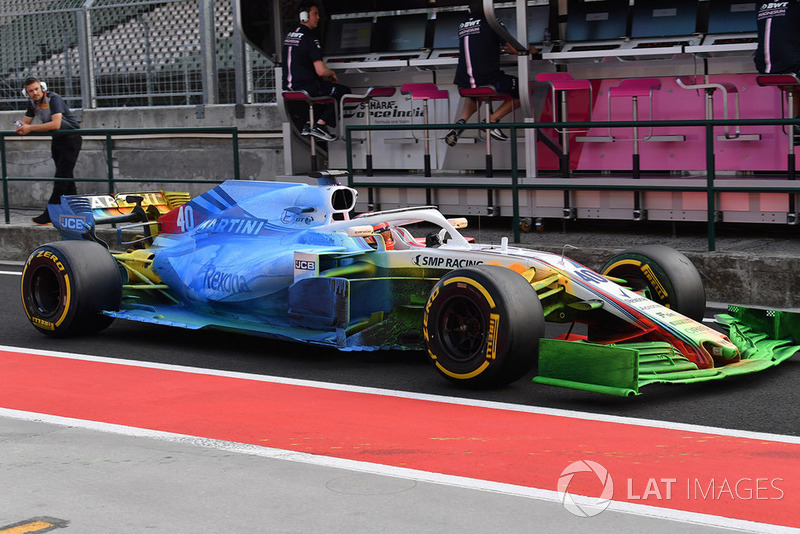 Robert Kubica, Williams FW41, avec de la peinture aéro flow-viz sur la voiture