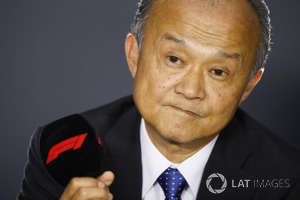 Susumu Yamashita, presidente de MobilityLand Corp, anuncia el patrocinio de Hondas del Gran Premio de Japón