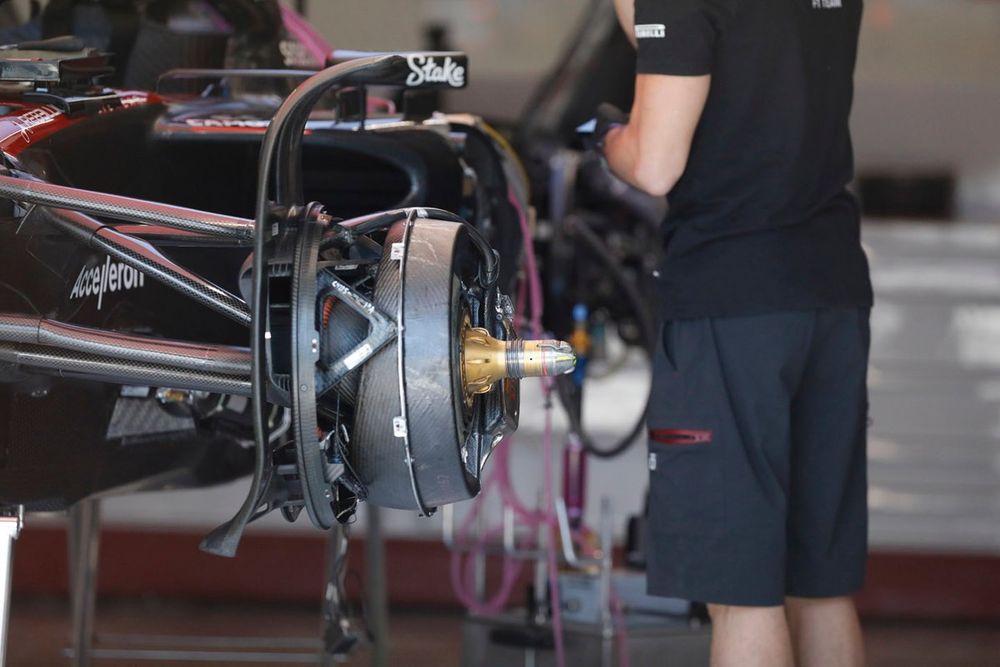 Detalle del disco del Alfa Romeo C43