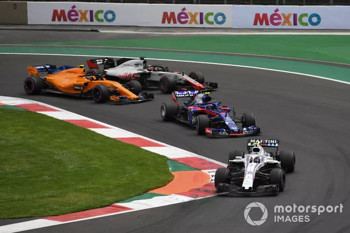 Sergey Sirotkin, Williams FW41, Pierre Gasly, Toro Rosso STR13, Stoffel Vandoorne, McLaren MCL33 y Romain Grosjean, Haas F1 Team VF-18 