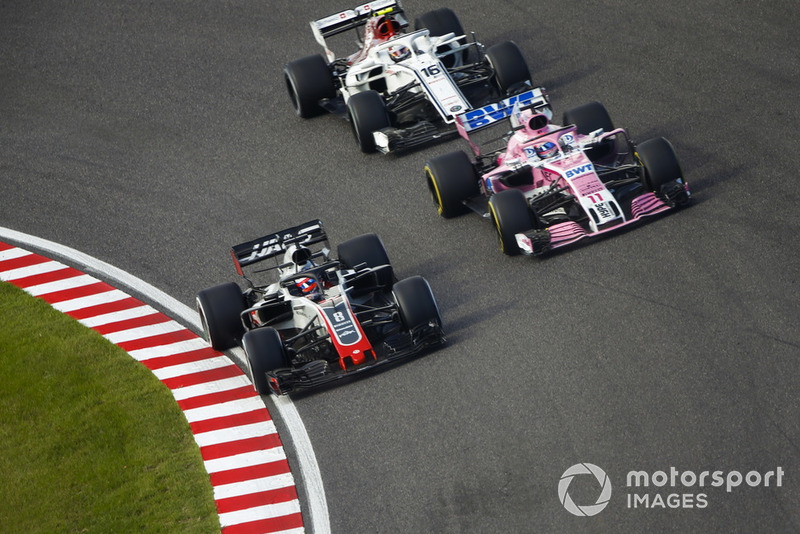 Grosjean verloor een positie aan Perez net na de Virtual Safety Car. Of was dat net voor die procedure werd opgeheven?