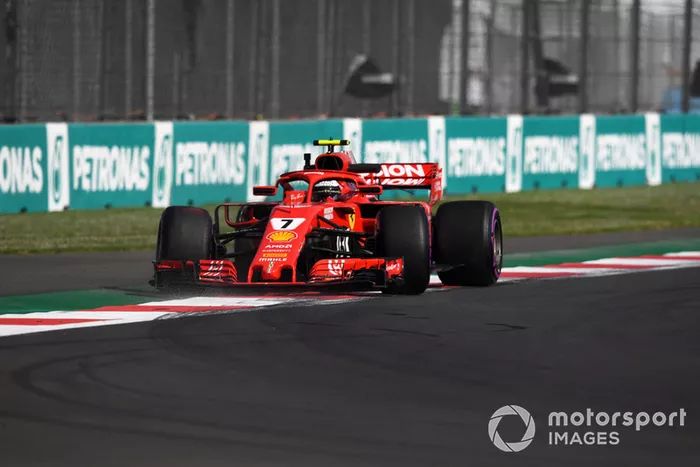 8. Kimi Räikkönen, Ferrari SF71H spins 
