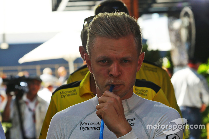 Kevin Magnussen, Renault Sport F1 Team