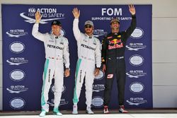 Qualifying top three in parc ferme (L to R): Nico Rosberg, Mercedes AMG F1, second; Lewis Hamilton, Mercedes AMG F1, pole position; Daniel Ricciardo, Red Bull Racing, third