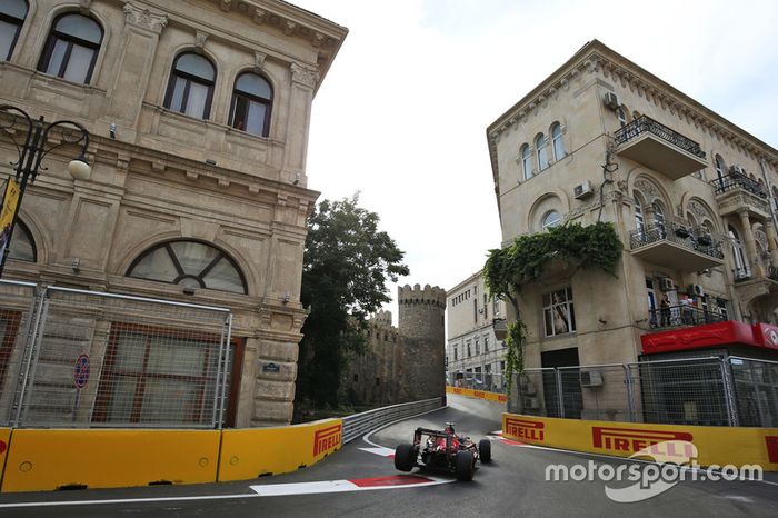 Carlos Sainz Jr., Scuderia Toro Rosso STR11