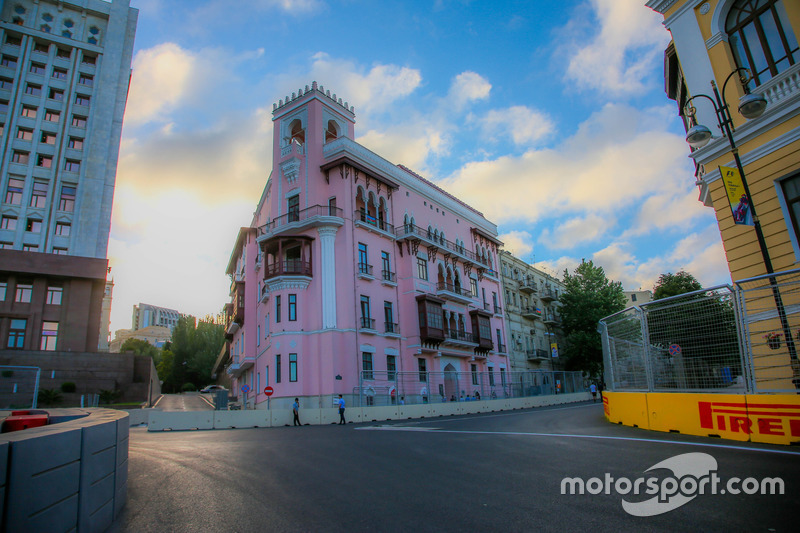 Baku, la curva 15 del circuito cittadino