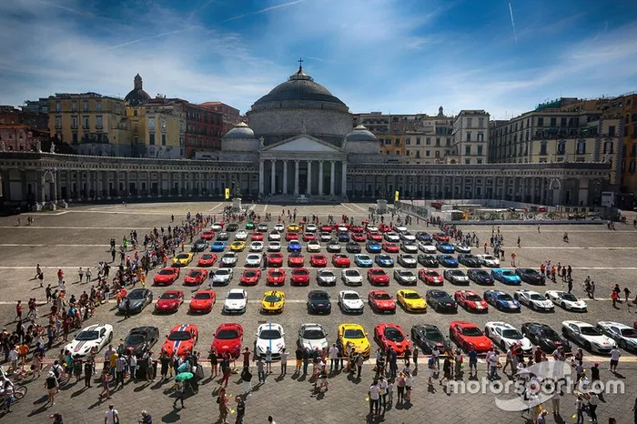 Cavalcade Capri